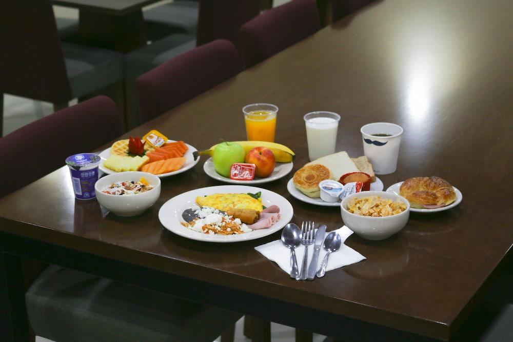 Hampton Inn Tampico Zona Dorada Kültér fotó