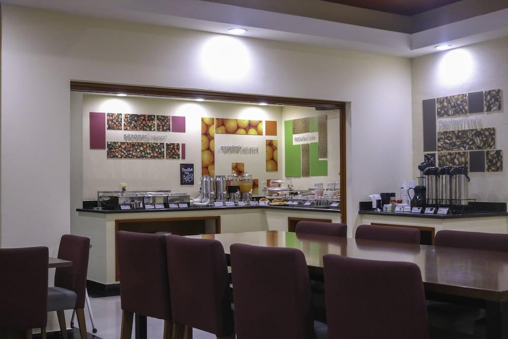 Hampton Inn Tampico Zona Dorada Kültér fotó